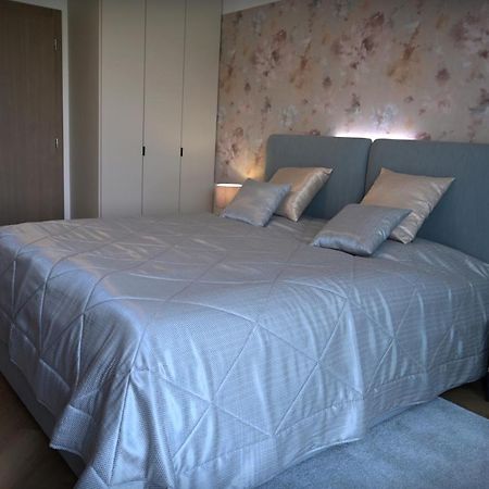 Apartman Golfballs Sajdikove Humence Exterior photo